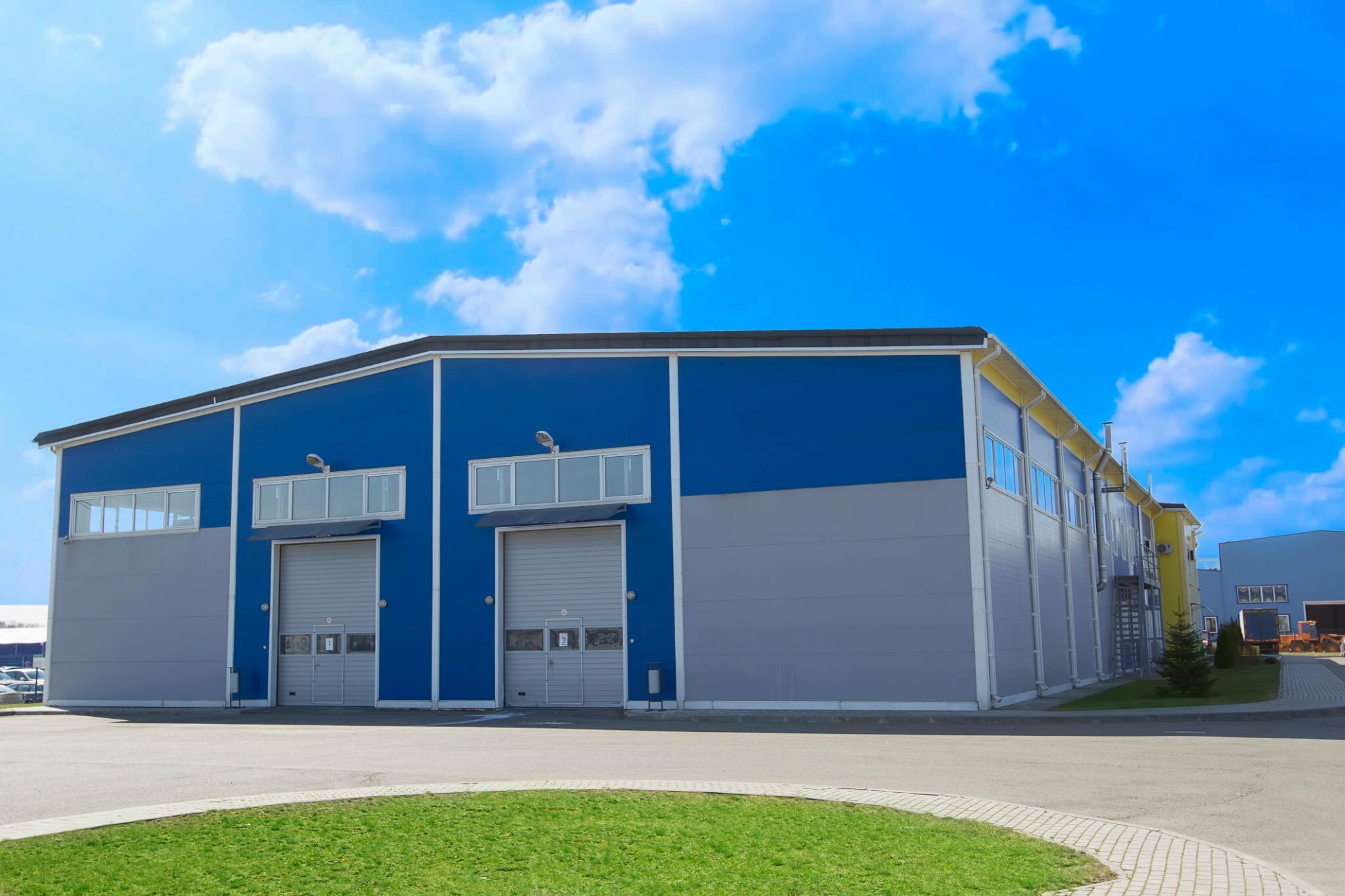 PEB Warehouse